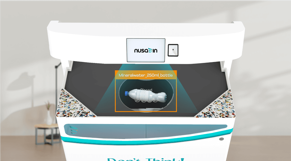 Top view of Srikandi AI detecting mineral water bottle with background